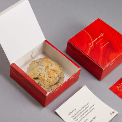 1 galleta en caja tipo regalo + dedicatoria personalizada