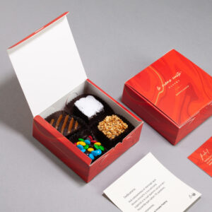 4 mini brownies + dedicatoria personalizada
